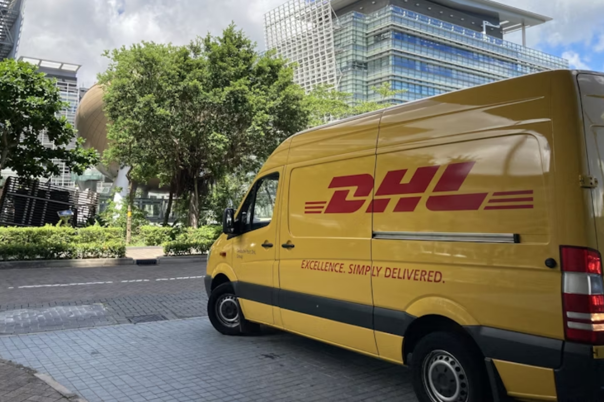 DHL Puts $737 Million Into UK and Ireland Robotics